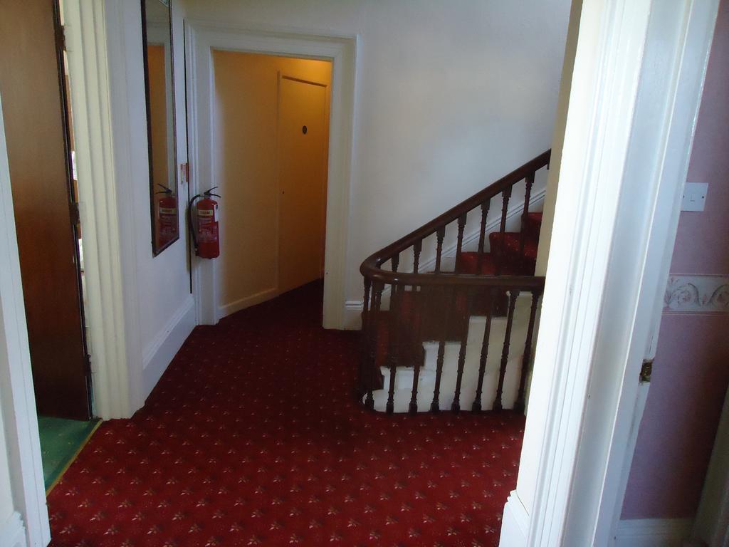Abbey Court Hotel Торки Экстерьер фото